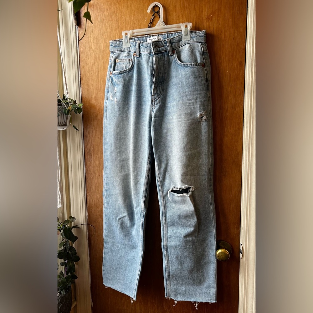 Pull&Bear Women’s Distressed High Waisted Boyfriend Jeans